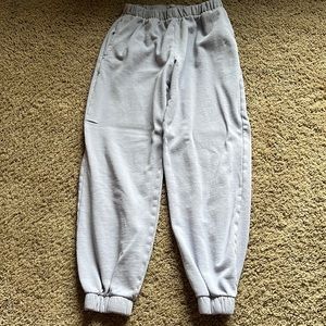 Brandy Melville Rosa sweatpants